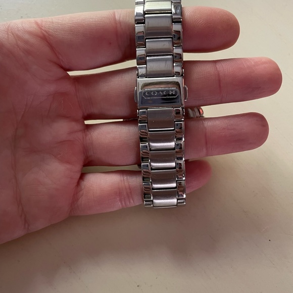 Coach Watch - Picture 2 of 3